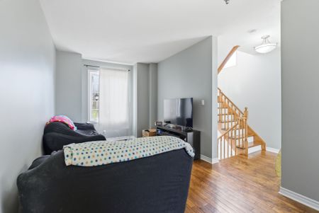 For Lease - 18 Boone Lane, Ajax, Ontario - Photo 3