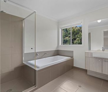 New Executive Residence at Rochedale - Photo 1