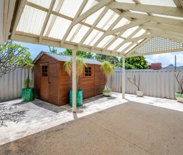 Charming Family Home in Duncraig - Photo 2