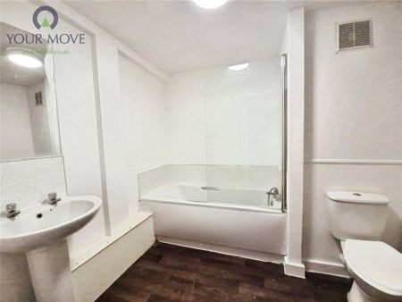 2 bedroom flat to rent - Photo 3