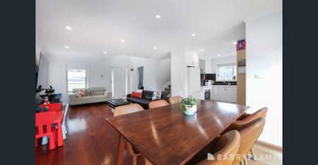 Beautifully Bright Townhouse in the Heart of Braybrook - Photo 5