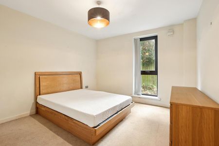 1 bedroom ground floor flat to rent - Photo 5
