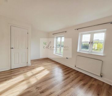 4 bedroom terraced house to rent - Photo 6