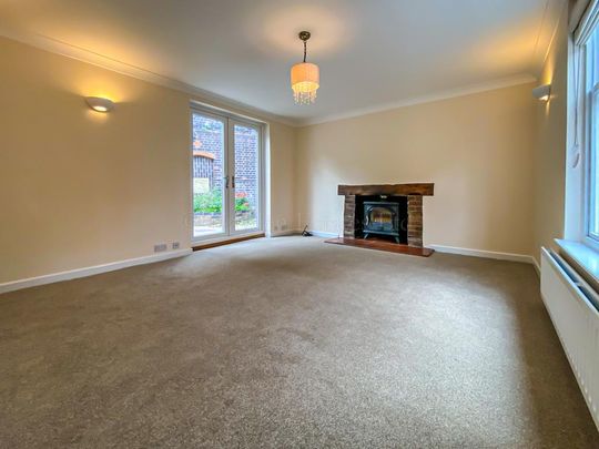 2 bedroom cottage to rent - Photo 1