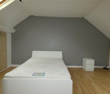 5 bedroom terraced house to rent - Photo 4