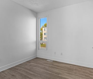 Windsor Park Village - Photo 5