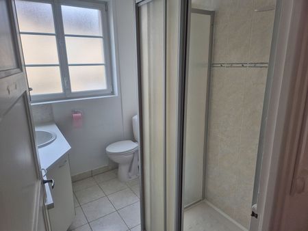 A LOUER Appartement 50000 Saint-Lô CENTRE VILLE 3 pièce(s) 65.21 m2 - Photo 3