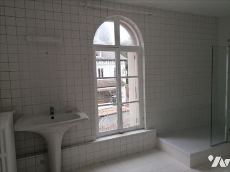 LUNERAY CENTRE - Photo 5