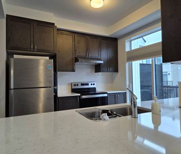 For Lease - 903 Nova Private, Barrhaven, Ontario - Photo 1