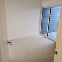 Condominium For Rent - Photo 3