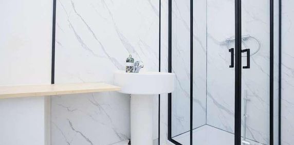 Sanford Mews, Epsom Road, Guildford, Surrey, GU1 - Photo 2