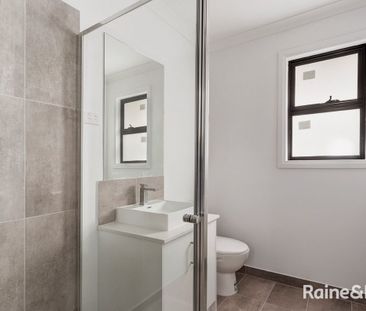 Big & Comfortable in Central Location - Photo 6