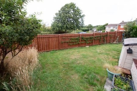 3 Bedroom House - Photo 2