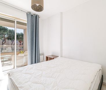 Location Appartement 2 pièces 50m² ST LAURENT DU VAR 06700 - Photo 1