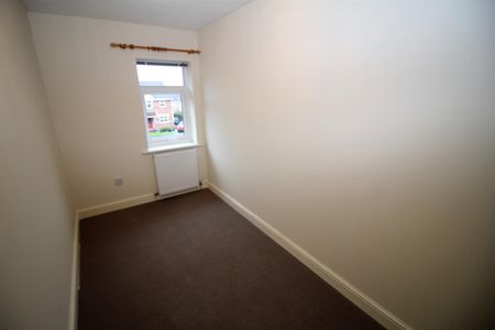 Severn Close, Uttoxeter, Staffordshire ST14 8UJ - Photo 5