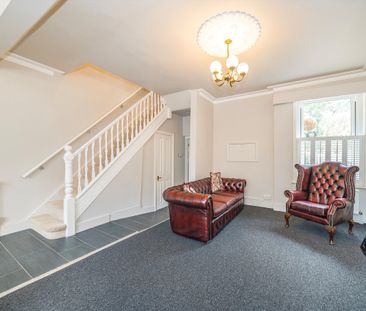 Kenyon Street, Bishops Park, SW6, London - Photo 1