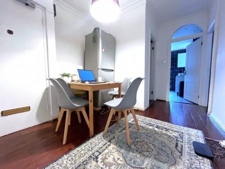 3 Bed Flat, Townshend Court, NW8 - Photo 2