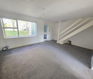 3 bedroom end of terrace house to rent - Photo 6