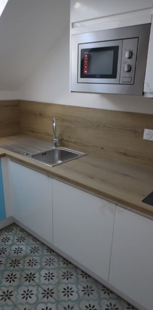 À LOUER – T2 de 43 m², Rue Jeanne d’Arc – Lille Saint-Michel réf 603-005 - Photo 1