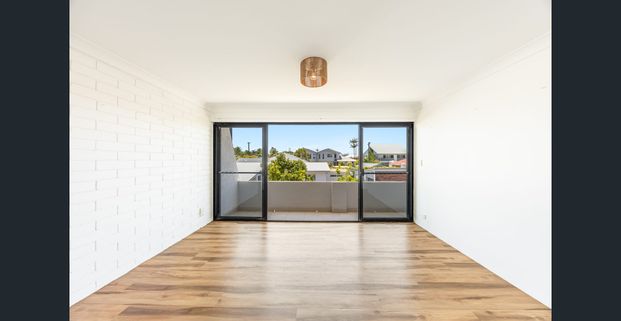 Enjoy Effortless Living in This Central Ballina Unit - Photo 1