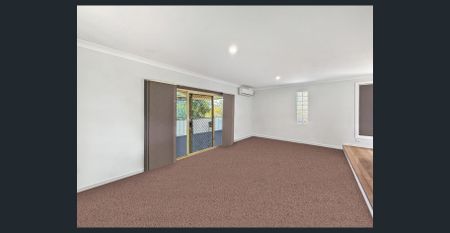 Beautifully Presented Three Bedroom Home in Prime Location - Photo 2