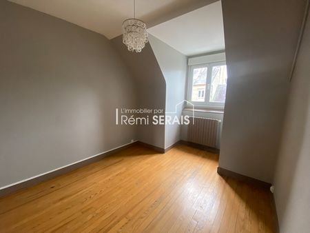 Location Appartement 4 pièces 82m² - Photo 2