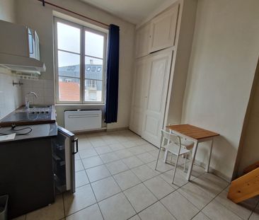 Location Appartement 1 pièce 20m² LYON 7ème - Photo 3