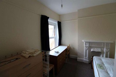 Devonshire Road, Southampton, SO15 - Photo 3