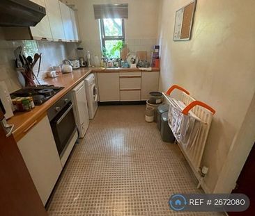 1 bedroom flat to rent - Photo 4