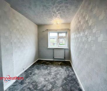 3 bed end of terrace house to rent in Robinets Road, Rotherham, S61 - Photo 1