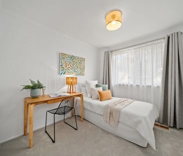 10 Chuculba Crescent, Giralang ACT 2617 - House For Rent | Domain - Photo 3