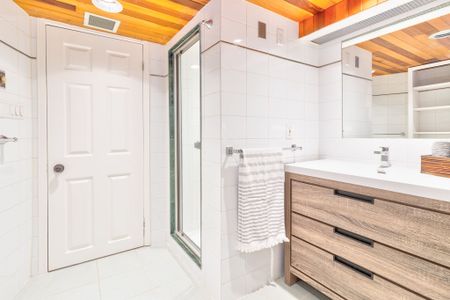 For Lease - 162 Longhouse Street, Vaughan, Ontario - Photo 4