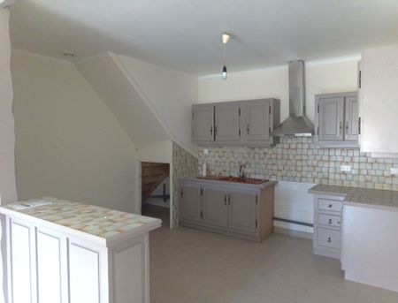 Location Appartement 4 pièces 97m² CUXAC D AUDE 11590 - Photo 5