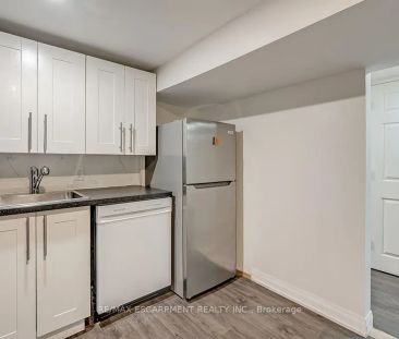 38 Ashford Boulevard #Lower - Photo 6