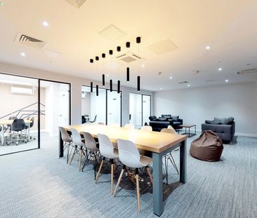 Apt 7, Oasis Residence - Photo 2