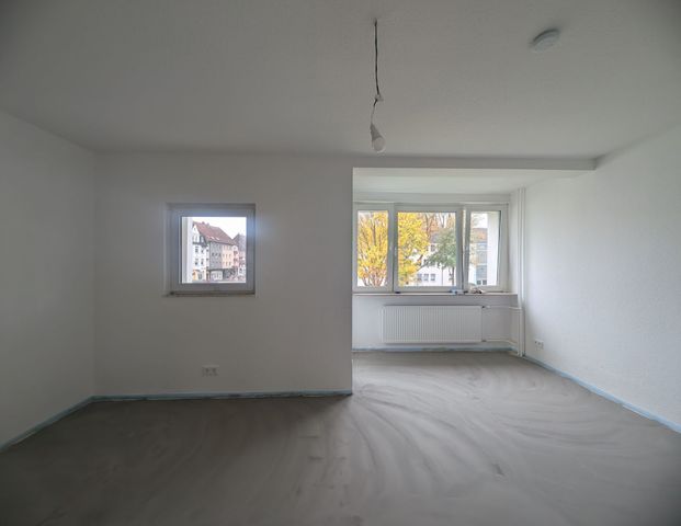 +++ Wir modernisieren – 2-Raumwohnung mit Balkon und Duschbad in Wanheim+++ - Foto 1