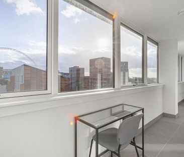 3 bedroom apartment to rent - Photo 1