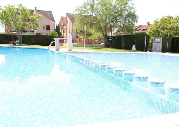 4 room luxury House for rent in Bétera, Spain