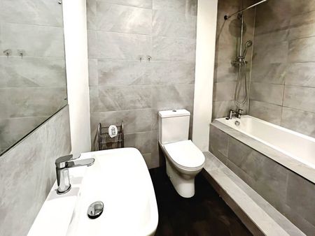 2 bedroom apartment to rent - Photo 5