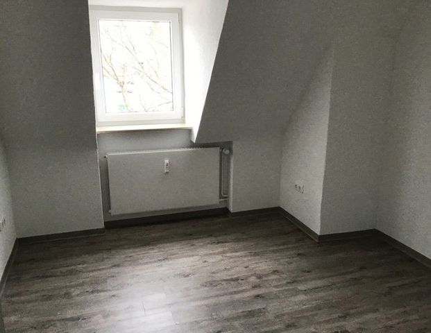 Renovierte 2-Zimmer-Dachgeschosswohnung - Foto 1