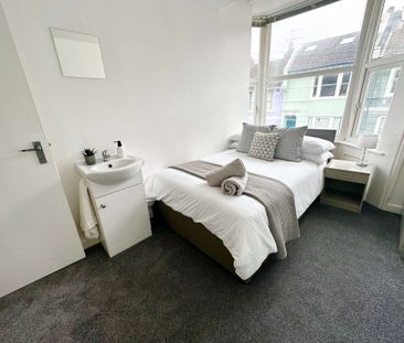 Accommodating House Share in Brighton - Photo 2