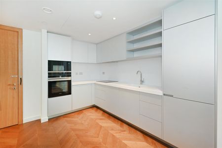 2 bed flat to rent in Prospect Way, London, SW11 - Photo 3