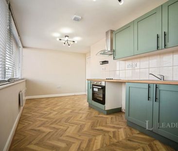 2 bedroom apartment to rent Roman Square, Sittingbourne, Kent, ME10 - Photo 2