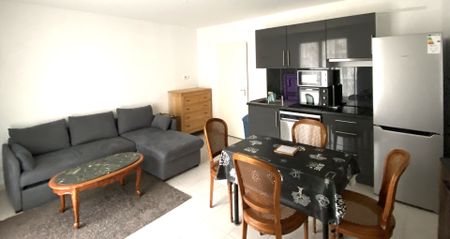 Location Appartement 2 pièces 36m² - Photo 2