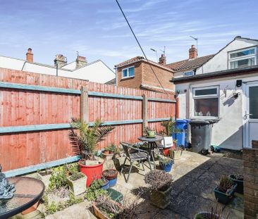 Park Road, Lowestoft - Photo 4