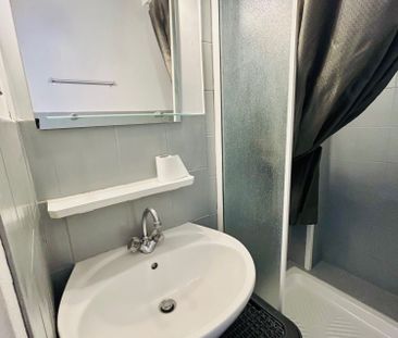 Location Appartement 1 pièce 17m² LE HAVRE 76600 - Photo 2