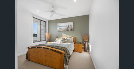 MODERN LUXURY TERRACE HOME AT THE COVE PELICAN WATERS - Photo 4