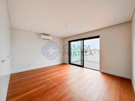 Apartamento T4 em Porto - Photo 1