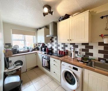 Butteridges Close RM9 6YD, Property for rent - Photo 3