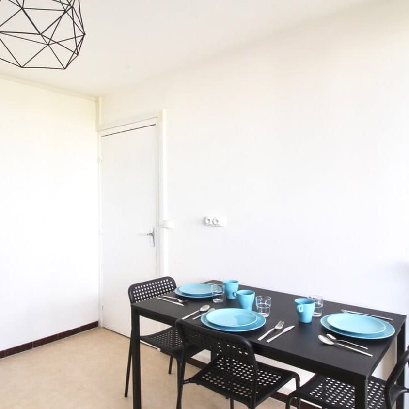 Nanterre - Allende - Chambre 2 - Photo 1